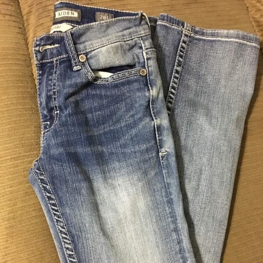 Buckle-jeans